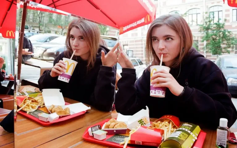 mcdonalds worker reveals customers who greet them may be ignored